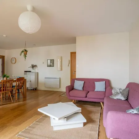 Cosy 3 Pieces Avec Balcon - Proche Institutions Europeennes Apartament