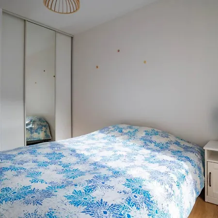 Cosy 3 Pieces Avec Balcon - Proche Institutions Europeennes *