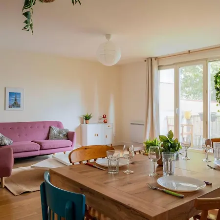 Cosy 3 Pieces Avec Balcon - Proche Institutions Europeennes *