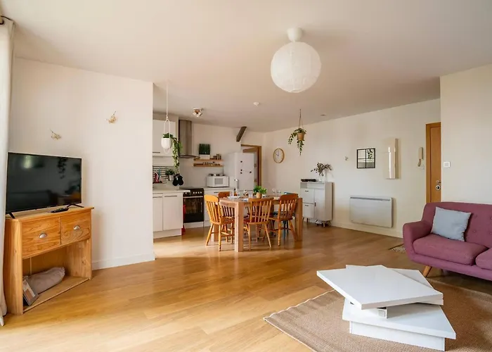 Cosy 3 Pieces Avec Balcon - Proche Institutions Europeennes Apartamento Schiltigheim