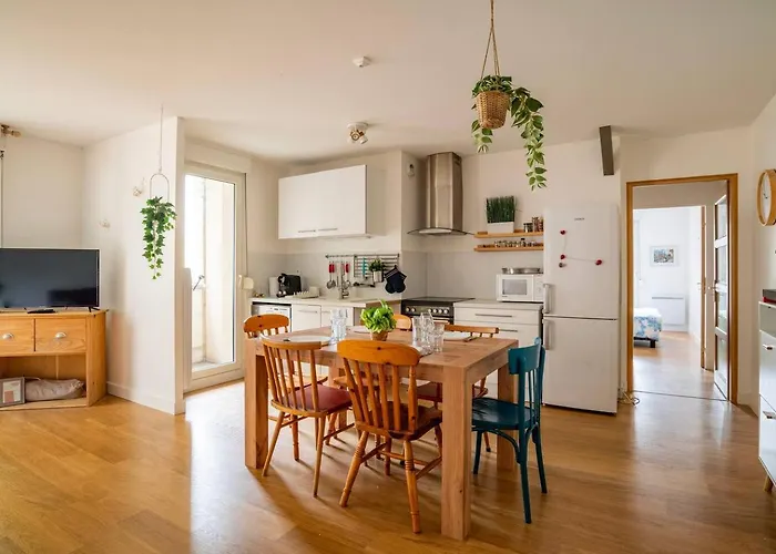 Cosy 3 Pieces Avec Balcon - Proche Institutions Europeennes *