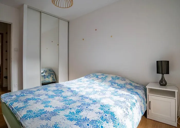 Cosy 3 Pieces Avec Balcon - Proche Institutions Europeennes *